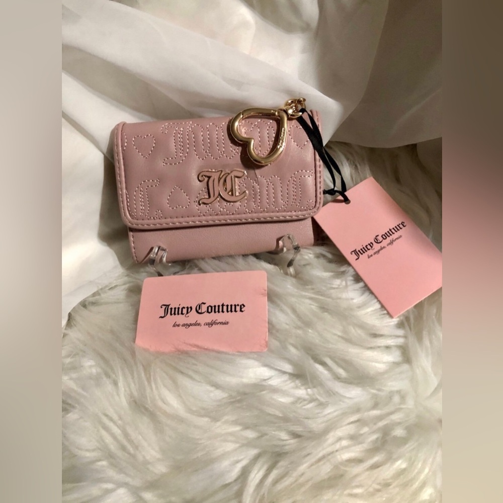Juicy Couture Blush Wallet/Billfold/Card Holder w/Heart BagCharm-Keychain! NWT!! - Picture 3 of 8